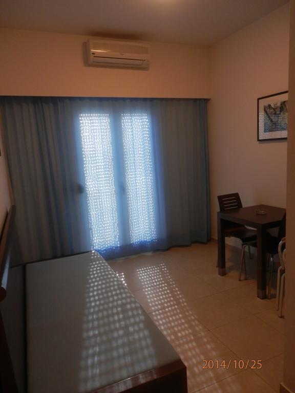Glaros Hotel Apartment Agia Galini Quarto foto