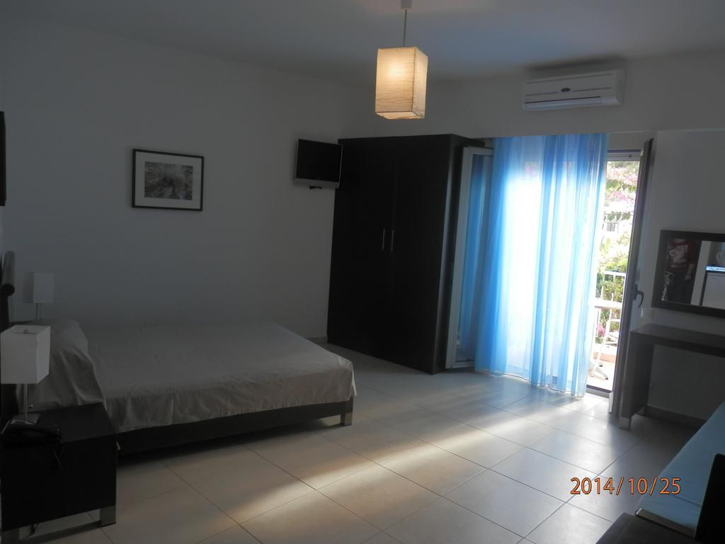 Glaros Hotel Apartment Agia Galini Quarto foto